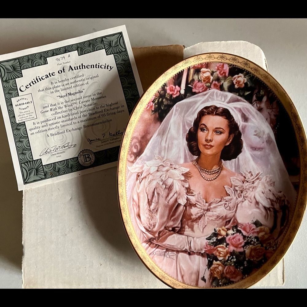 Bradford Exchange GWTW Scarlet plate